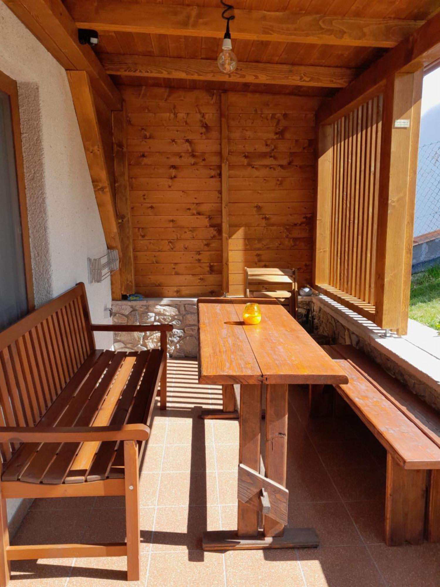 Ubytovani Na Sklepe U Prochazku Pouzdrany Exterior foto